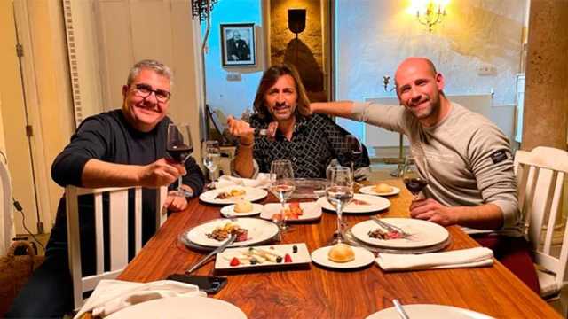 Flo y Gonzalo se encuentran con Antonio Carmona en su viaje. (Foto: RTVE)